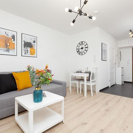 Elegancki Apartment Z Parkingiem By Noclegi Renters Varsavia Esterno foto